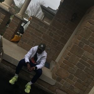 Meet your Posher, James